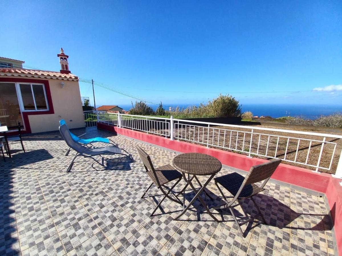 Casa Abreu Gouveia In Ponta Do Pargo Villa Calheta  Exterior photo